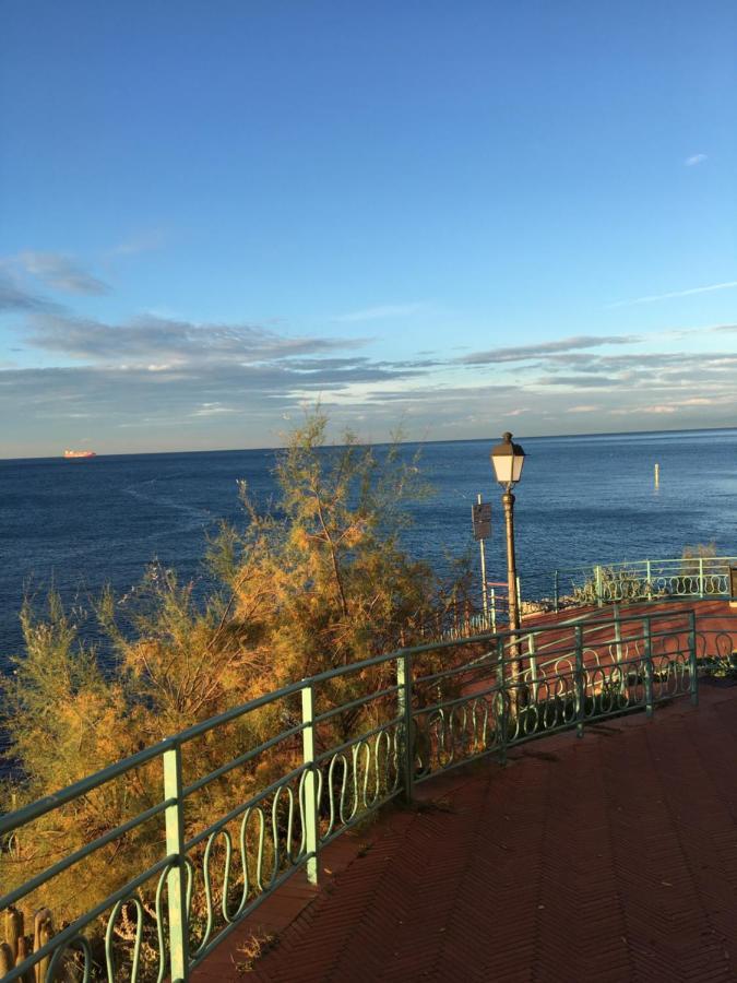Casa Di Aldo: Casa Nel Centro Di Nervi. Genova